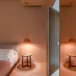 Infinity 4*