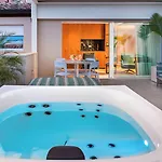 Infinity 4*