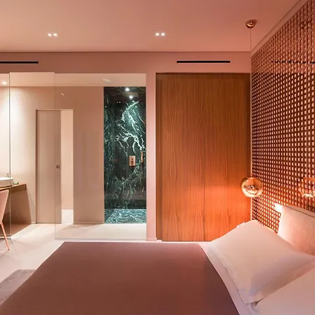 Infinity 4*