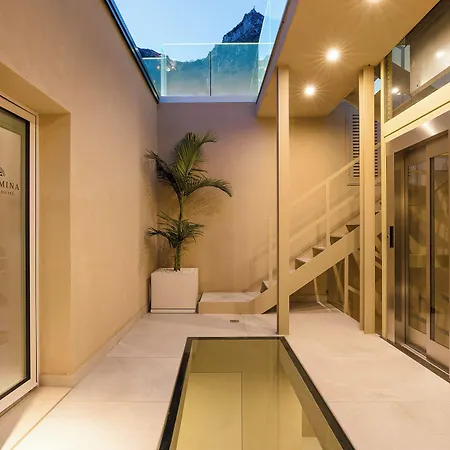 Infinity Ξενοδοχείο με διαμερίσματα 4*