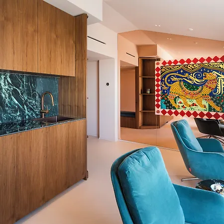 아파트호텔 Infinity