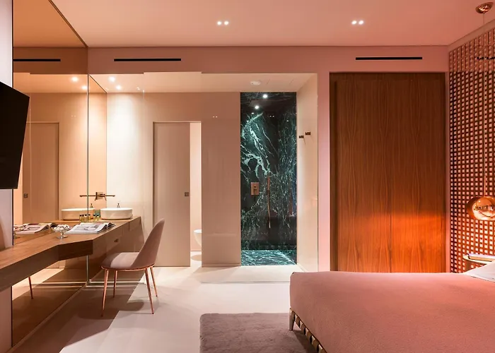 Infinity Ξενοδοχείο με διαμερίσματα 4*