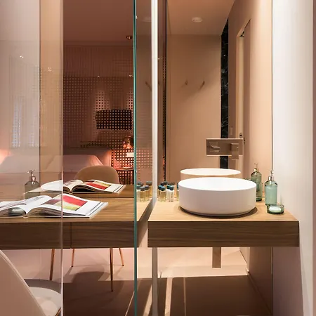 Infinity Aparthotel 4*