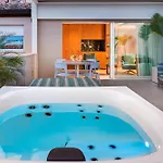 Infinity Aparthotel 4*