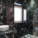 Infinity Aparthotel